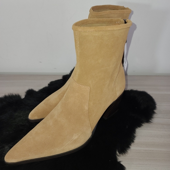 ZARA Suede Ankle Bootie NWT - Picture 4 of 7